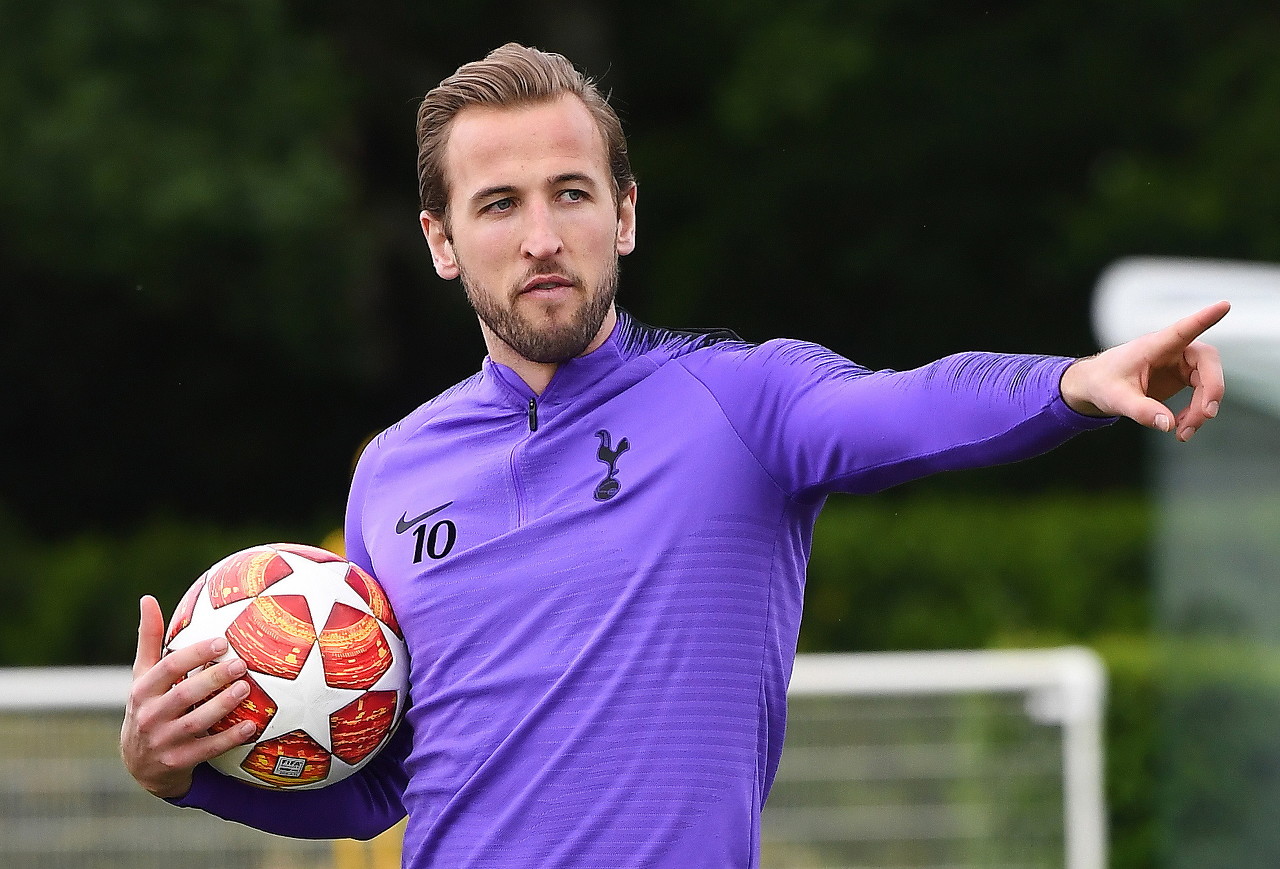 展示了其强 展示了其强